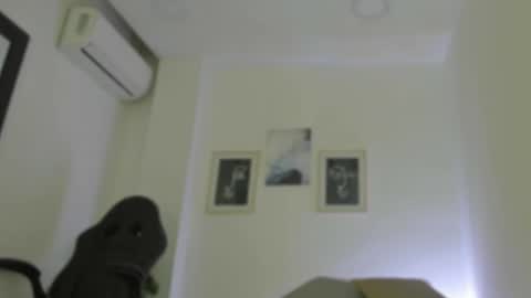 emelie_89 online show from 1, 10, 2025