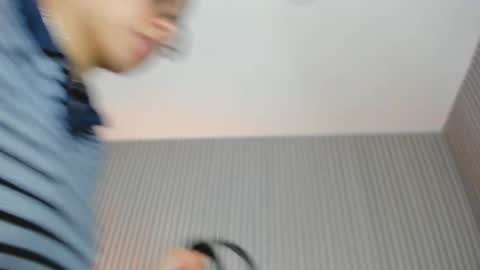 emelie_89 online show from 16, 12, 2025