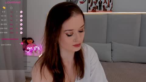 Snapshot of emelilove chatting on 22, 2, 2025 Emeli online show from 22, 2, 2025
