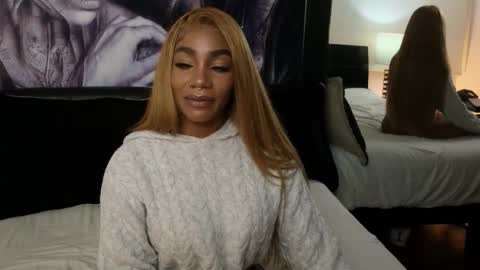 anyelii  online show from 17, 12, 2025