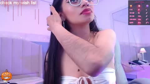 Danna online show from 9, 10, 2025