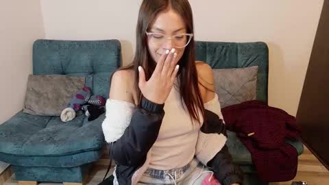 sabrina online show from 17, 10, 2025