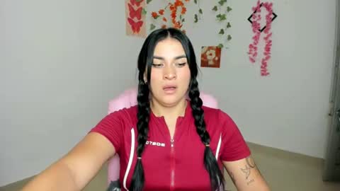 Snapshot of emi_blossom_ chatting on 26, 6, 2026 Emily online show from 26, 6, 2026