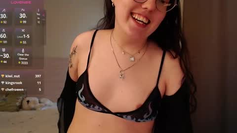 Emi online show from 28, 2, 2025