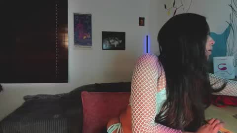 Emilia Gomez online show from 20, 2, 2026