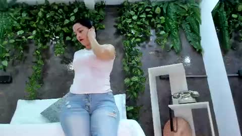 Snapshot of emiily_smile chatting on 21, 7, 2026 Emily online show from 21, 7, 2026