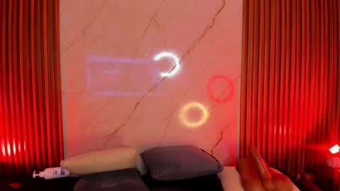   online show from 27, 1, 2025