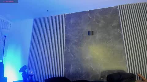   online show from 12, 10, 2025