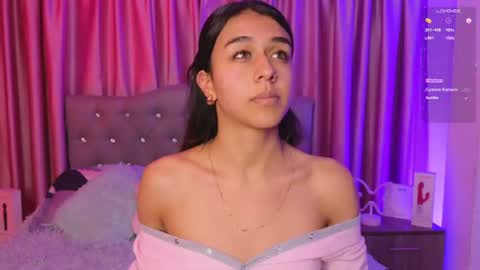 Snapshot of emiiscoot_1 chatting on 28, 7, 2026 Emily online show from 28, 7, 2026