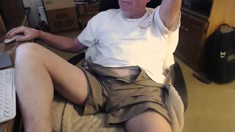 Snapshot of emil_karpo chatting on 4, 6, 2026 Terrance1st online show from 4, 6, 2026