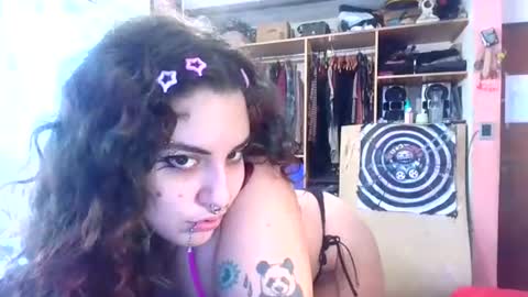 Emila online show from 25, 6, 2026