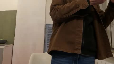 emile013 online show from 12, 1, 2026