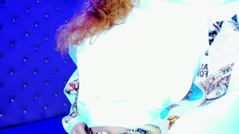 Emy  online show from 12, 10, 2025