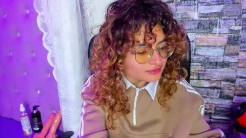 Emy  online show from 15, 10, 2025