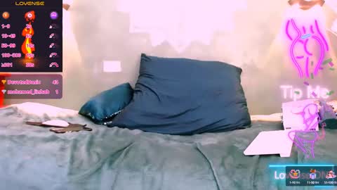 Emili roux online show from 12, 3, 2025