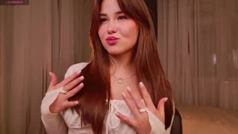 emilia_dream online show from 6, 11, 2025