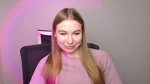 Emilia online show from 8, 2, 2025