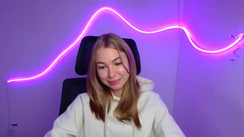 Emilia online show from 26, 9, 2025