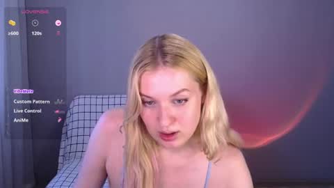 Snapshot of emiliaduchess chatting on 22, 7, 2026 Amili online show from 22, 7, 2026