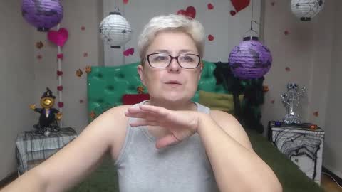 EmiliaGree online show from 3, 11, 2025