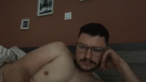 emiliano1256 online show from 18, 4, 2026