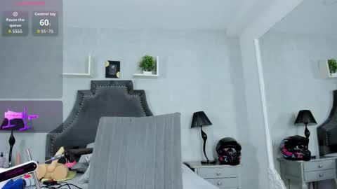 EmiliaRose online show from 20, 10, 2025