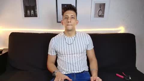 Snapshot of emiliocum_24 chatting on 6, 7, 2026 EMILIOCUM online show from 6, 7, 2026