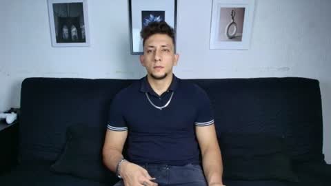 Snapshot of emiliocum_24 chatting on 25, 7, 2026 EMILIOCUM online show from 25, 7, 2026