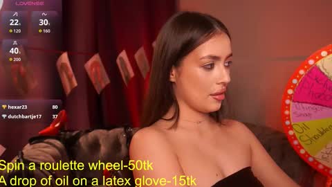 Snapshot of emiliyaroude chatting on 19, 9, 2025 Emiliya online show from 19, 9, 2025