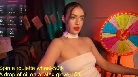 Snapshot of emiliyaroude chatting on 20, 9, 2025 Emiliya online show from 20, 9, 2025