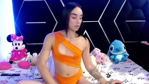 emillystonex online show from 10, 3, 2025