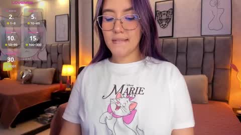 Emily online show from 4, 3, 2025