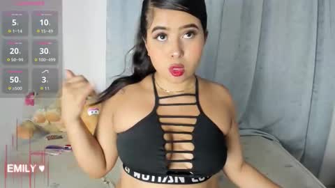 Snapshot of emily__dolly chatting on 27, 11, 2025 Im Emily online show from 27, 11, 2025