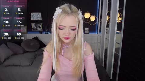 Emily online show from 28, 12, 2024