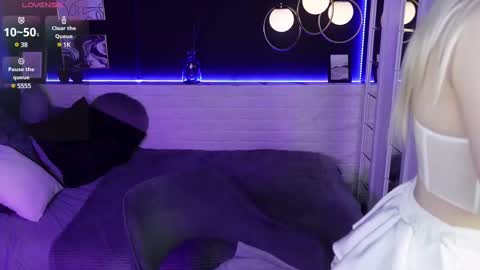 Emily online show from 18, 2, 2025