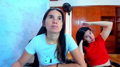 Emily and Soffy online show from 31, 3, 2026