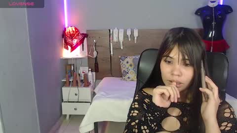              online show from 24, 12, 2024