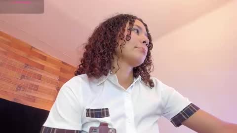 emily_brown04 online show from 22, 11, 2025