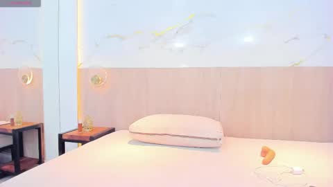 emily online show from 17, 12, 2025