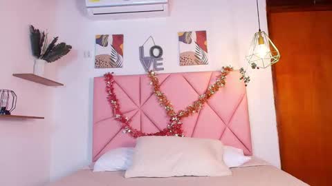 Emily Burton online show from 18, 1, 2026