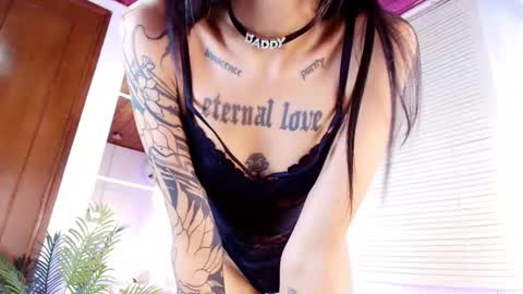 Emily Burton online show from 11, 2, 2026