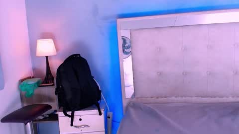 emily_castillo_1 online show from 9, 9, 2025