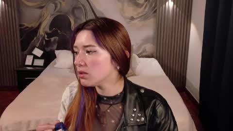 Snapshot of emily_cherry_ chatting on 6, 5, 2026 Emily Cherry online show from 6, 5, 2026