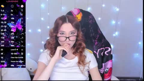 emily_cline online show from 6, 11, 2025