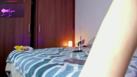 Snapshot of emily_cookk chatting on 27, 5, 2026 Emily online show from 27, 5, 2026