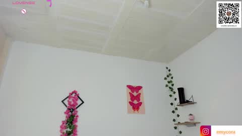 Snapshot of emily_coraline chatting on 12, 12, 2024 Emily online show from 12, 12, 2024