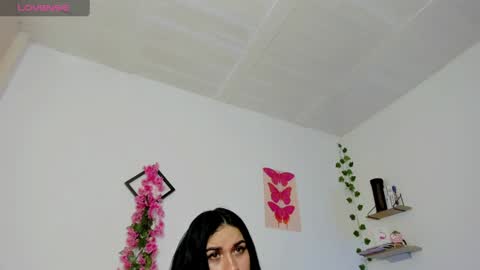 Snapshot of emily_coraline chatting on 24, 1, 2025 Emily online show from 24, 1, 2025