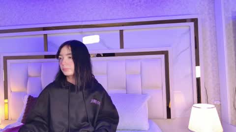 emily_dempsey online show from 17, 5, 2026