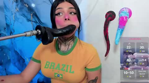 Snapshot of emily_evol chatting on 19, 5, 2026 emily_evol online show from 19, 5, 2026