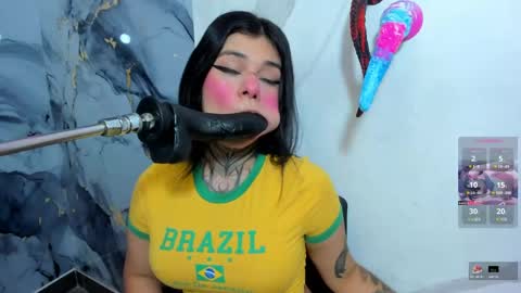 Snapshot of emily_evol chatting on 31, 5, 2026 emily_evol online show from 31, 5, 2026